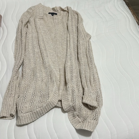 American Eagle Cardigan - Picture 3 of 3